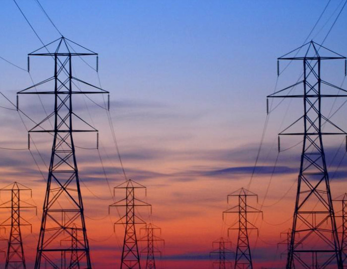 公司主要生產(chǎn)架空絕緣金屬、連接金具、變電金具