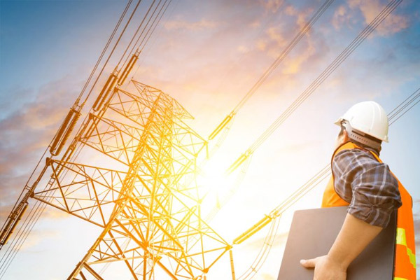 公司主要生產(chǎn)架空絕緣金屬、連接金具、變電金具